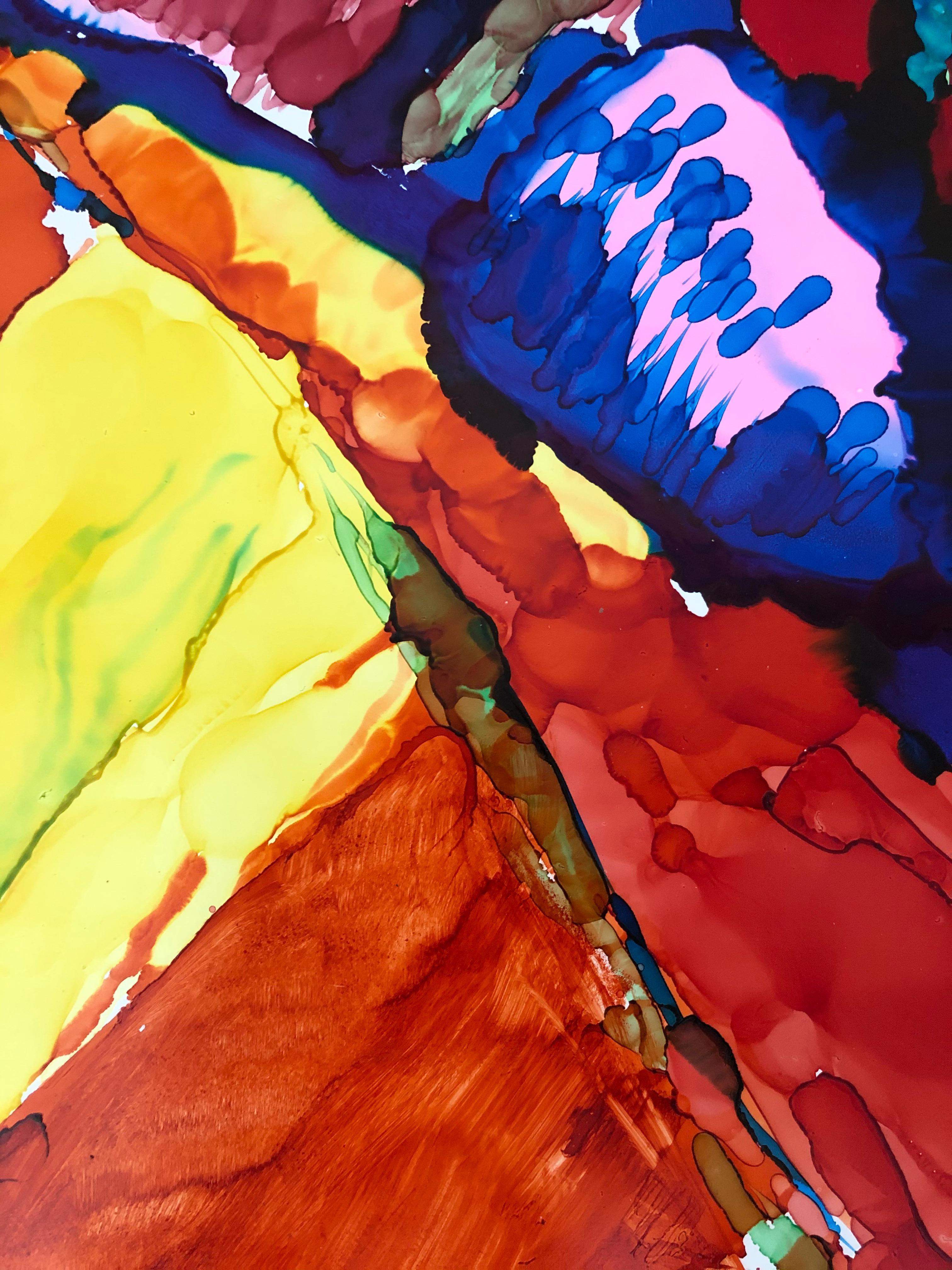 Cuadros de interiorismo. El ladscape se hizo con tinta de alcohol de color amarillo,naranja,rojo,azul,verde,rosa sobre papel Yupo. La obra tiene un tamaño de 22 por 28 pulgadas, enmarcada en madera maciza blanca de gran calidad con una cara de