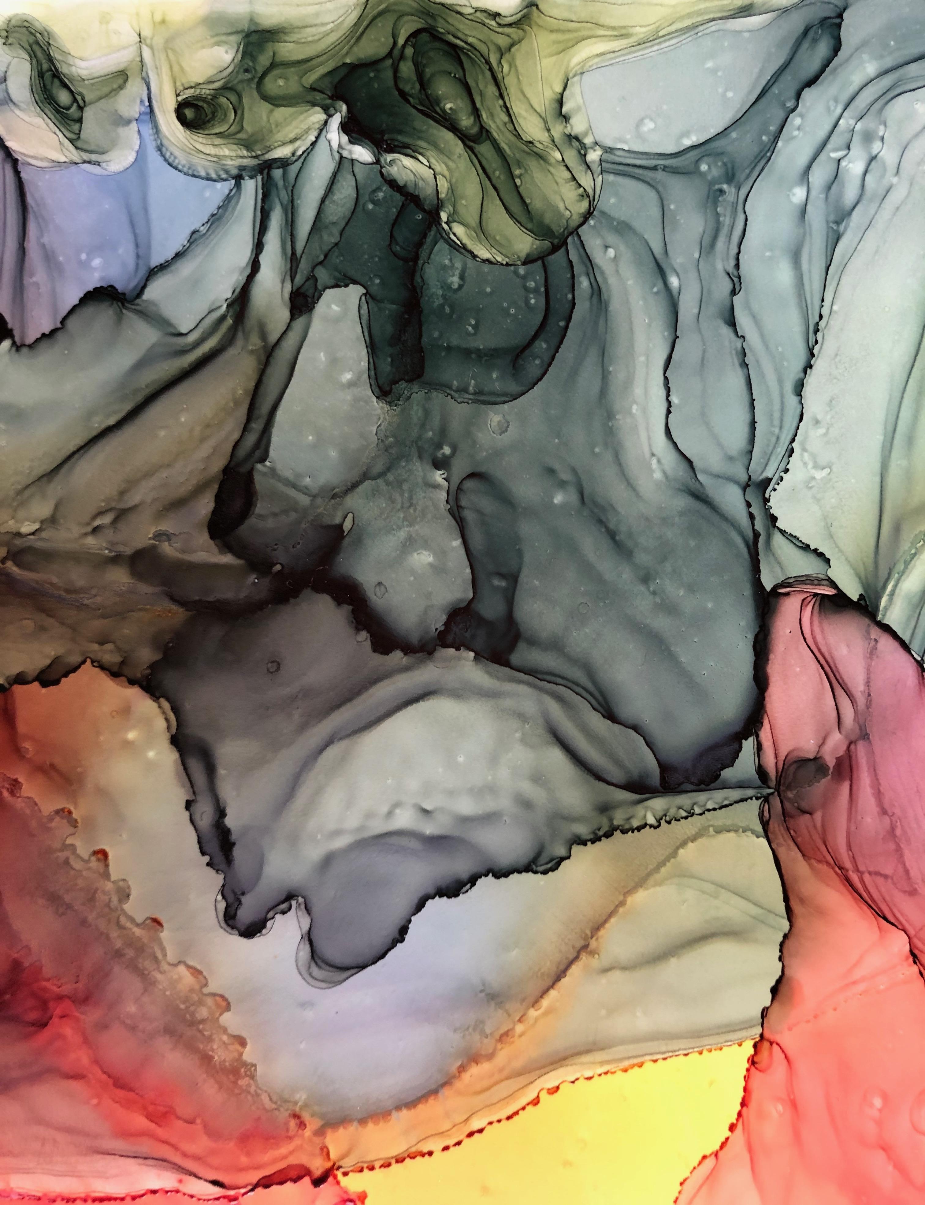 Iguazu in arancione, giallo, rosso, blu, rosa, verde - Abstract Drawing Beige di Mila Akopova