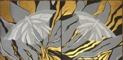 Arte de abstracción polilla, realizado en negro, dorado, gris, blanco, beige