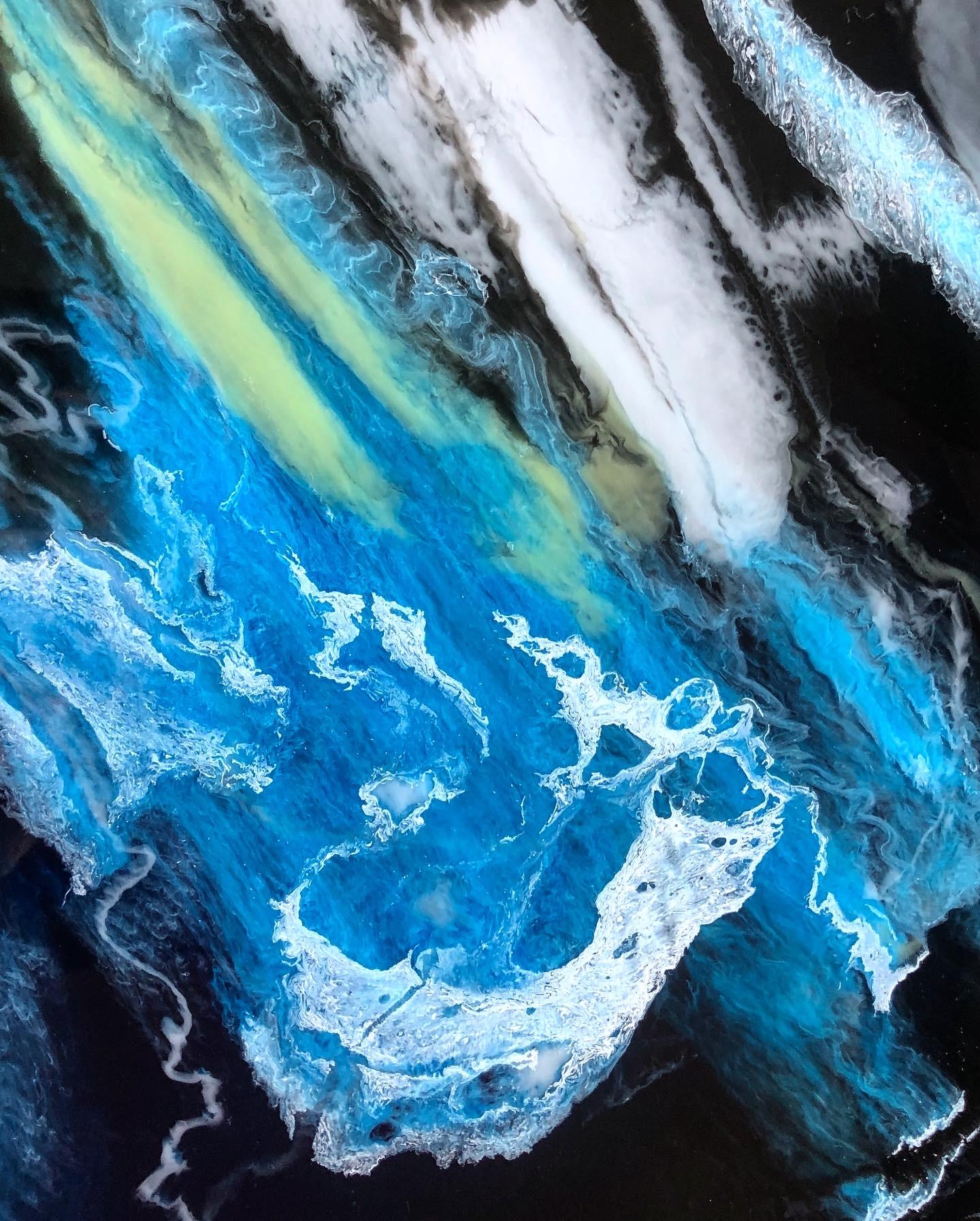 The Ocean at Home (diptyque) - art d'abstraction, réalisé en noir, blanc et bleu en vente 3