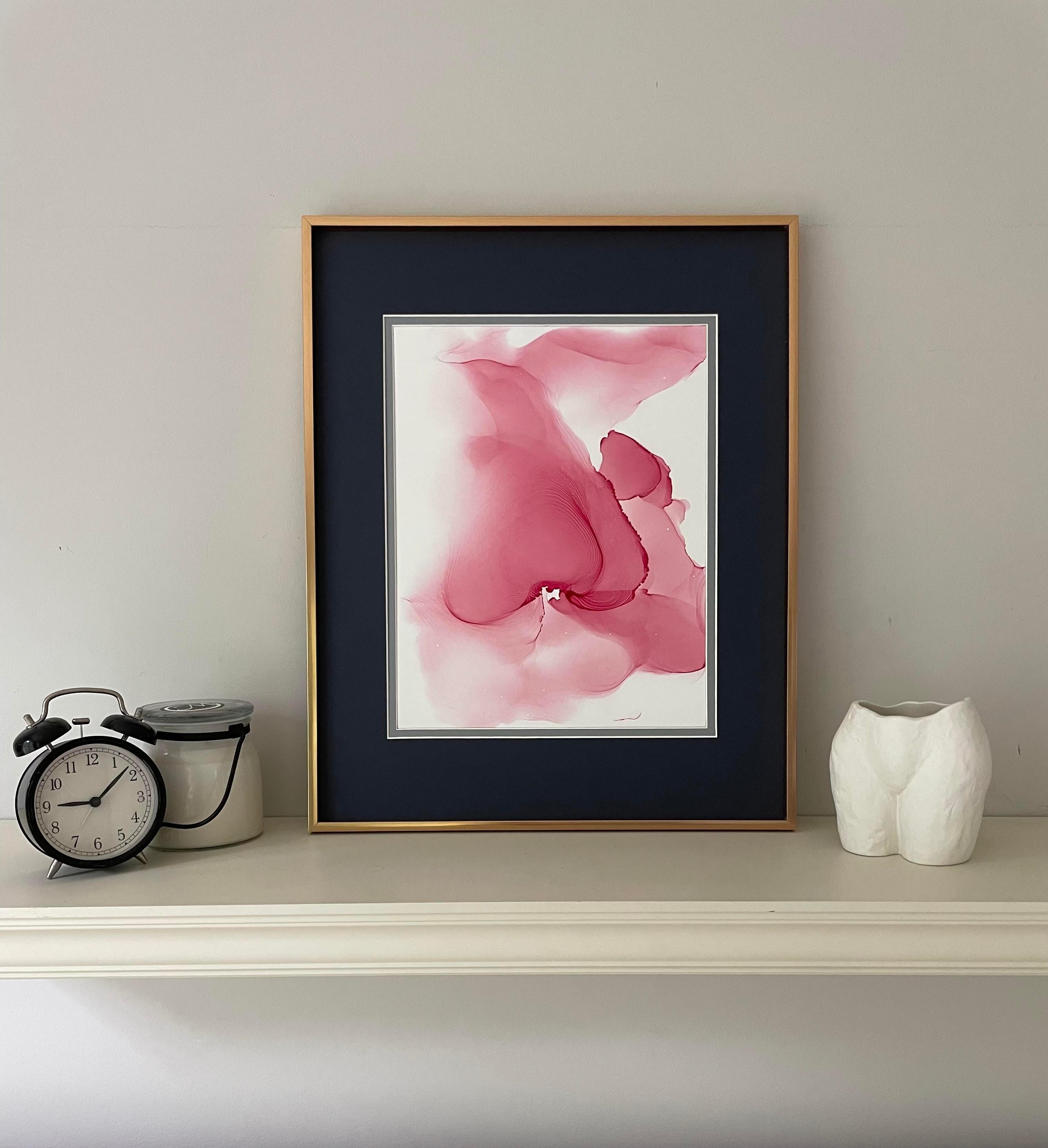 Art inconnu d'abstraction de fleurs, réalisé en rose pâle et de couleur rose - Expressionnisme abstrait Painting par Mila Akopova