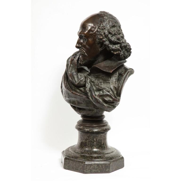 Rare French Patinated Bronze Bust of William Shakespeare, Carrier-Belleuse - Sculpture by Albert-Ernest Carrier-Belleuse