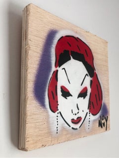 "Divine" - Stencil e vernice spray su Wood