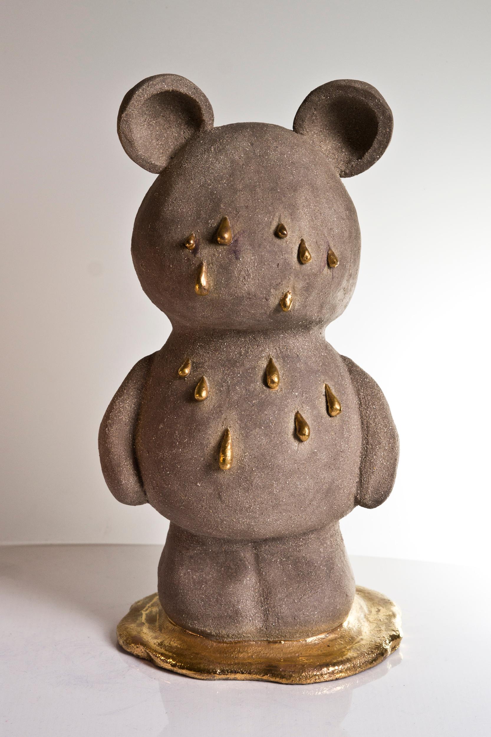 Agustina Garrigou Figurative Sculpture - The Crying Teddy