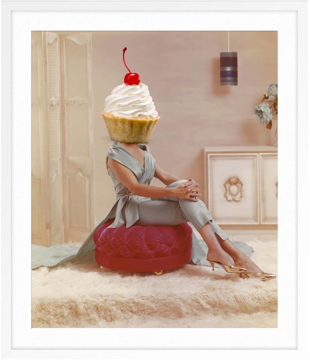 Anpassungsfähigkeit (Beige), Figurative Photograph, von HARRIET MOUTSOPOULOS