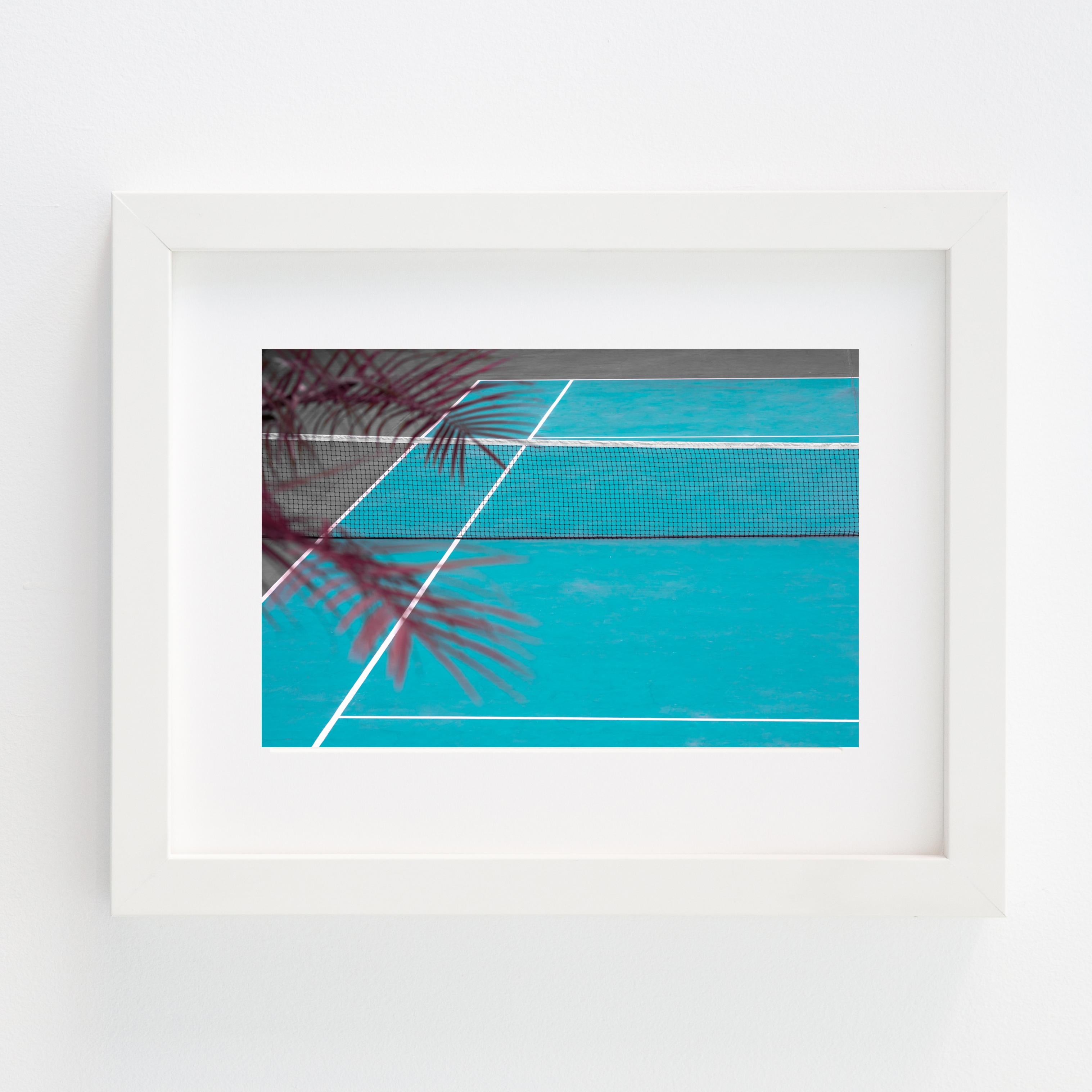 Philippoussis - Color Photograph Azul de Claudia Hidalgo