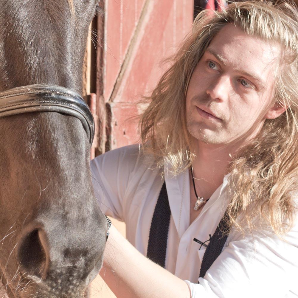 Sculpture animalière Pop Art - Bijoux - Gillie and Marc - Love - Rhino - Silver en vente 2