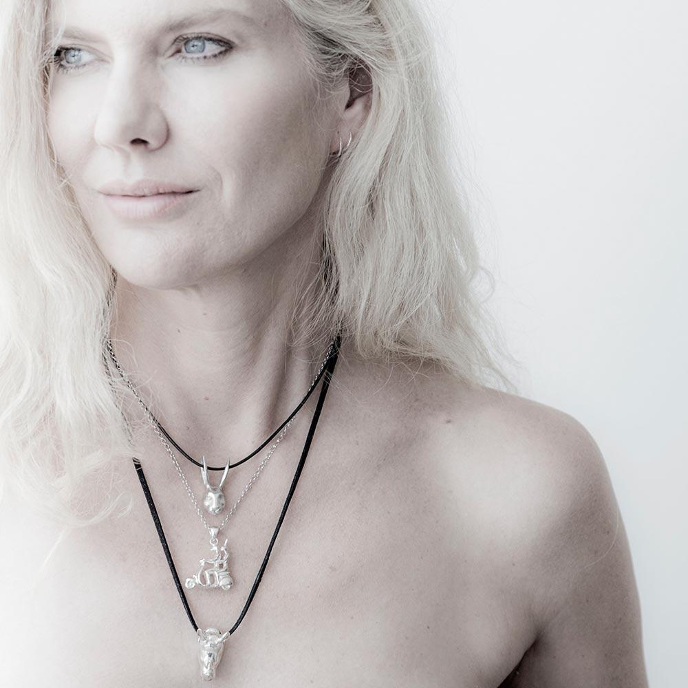 Sculpture animalière Pop Art - Bijoux - Gillie and Marc - Love - Rhino - Silver en vente 3