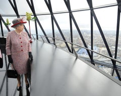 Queen Elizabeth II at the Gherkin, London, 2010, Photography