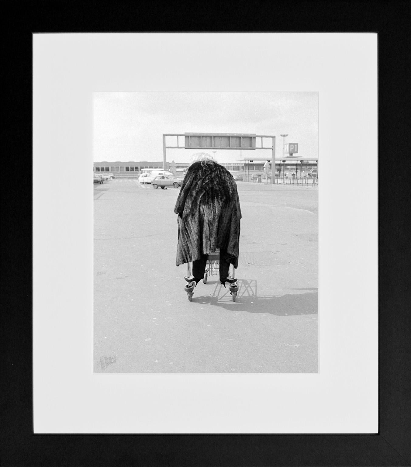 Fur Coat on the Run, Tunisia, 1983, Photography - Gray Black and White Photograph by Richard Young