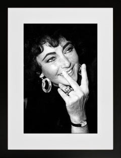 Elizabeth Taylor, Belgravia, London, 1975, Photography