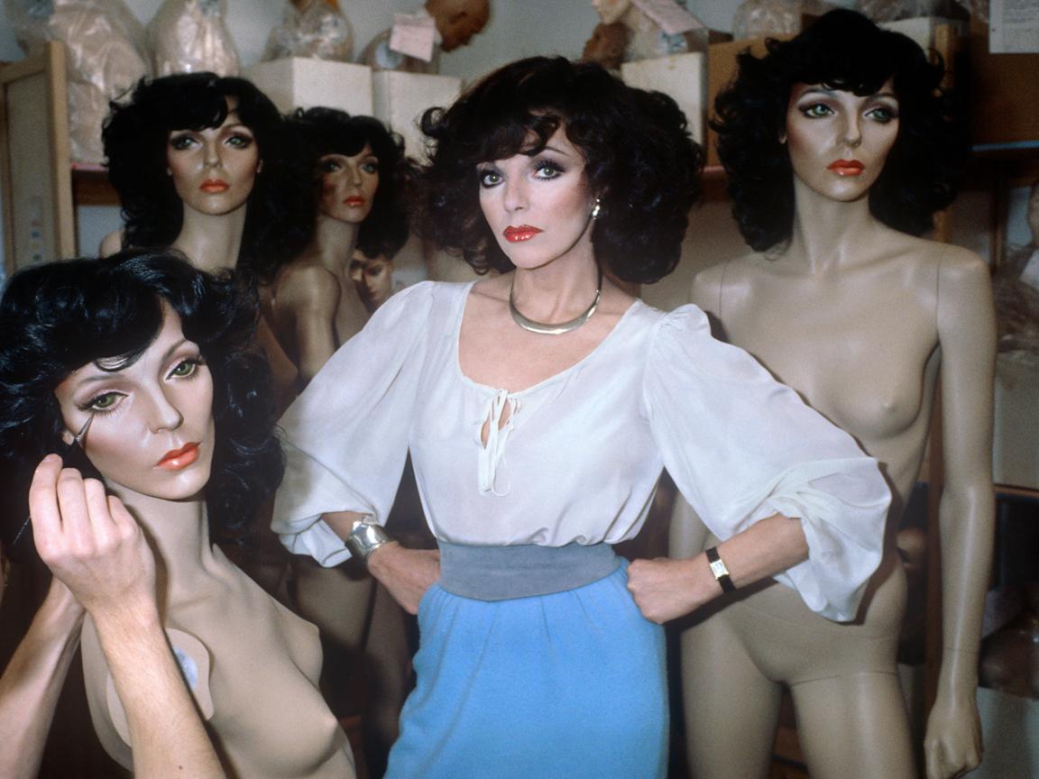 Richard Young Color Photograph - Joan Collins and her Mannequin, Chelsea, London, 1981, Photography