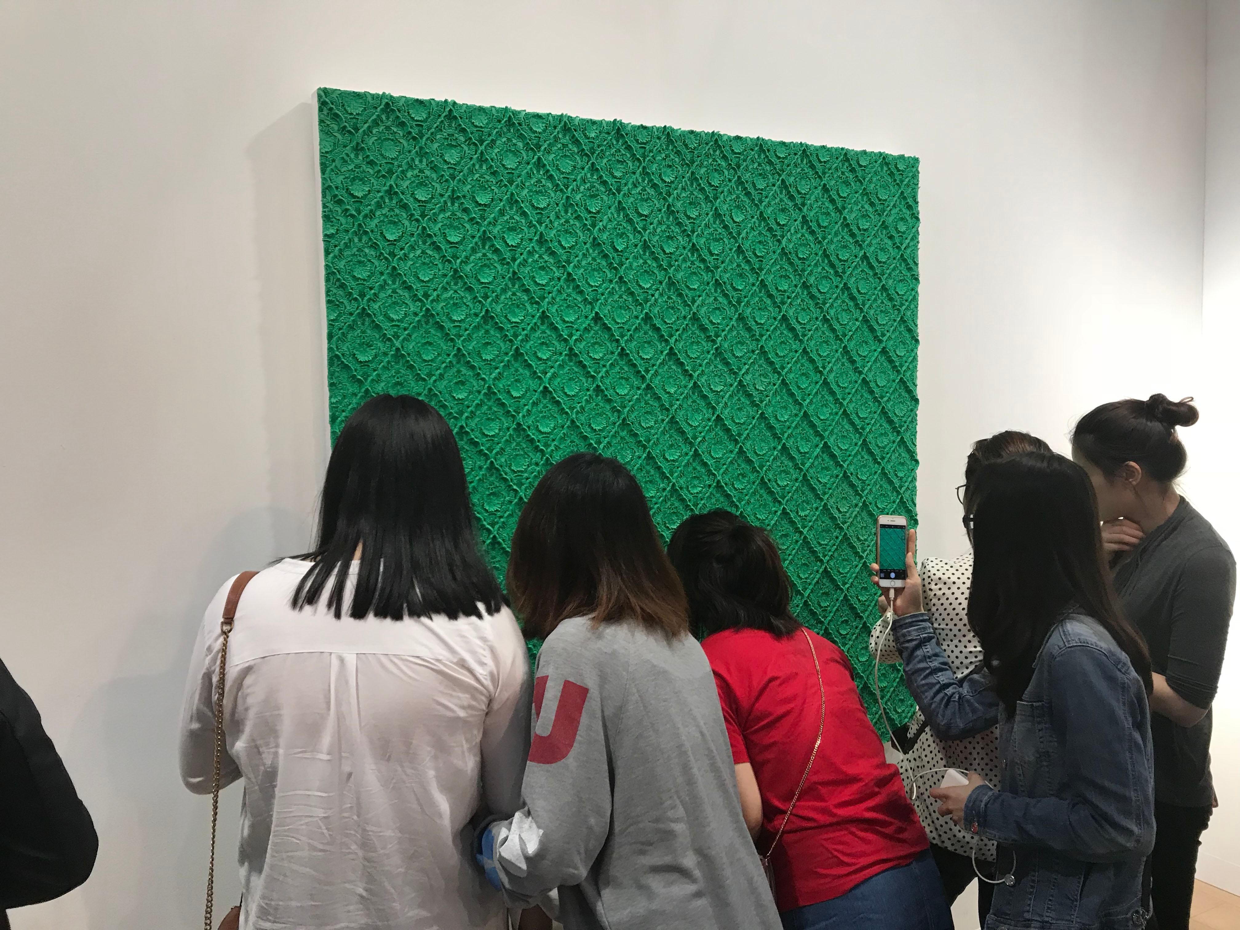 La peau de la vérité - Abstrait Painting par Zhang Ji