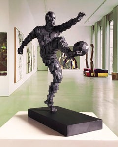 Zidane goal winner - Miguel Guía Constructivist Cast bronze Sculpture