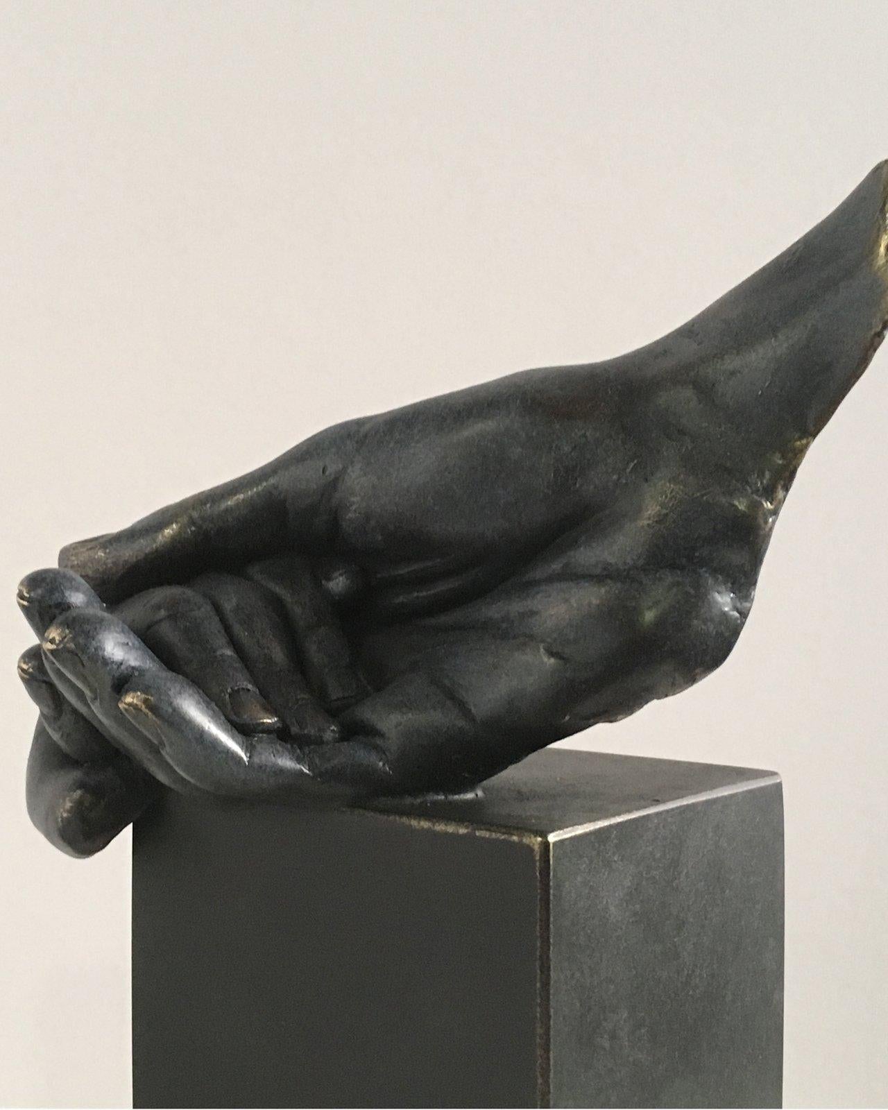 Motherly Circle - Miguel Guía Realist Bronze layer Sculpture 2