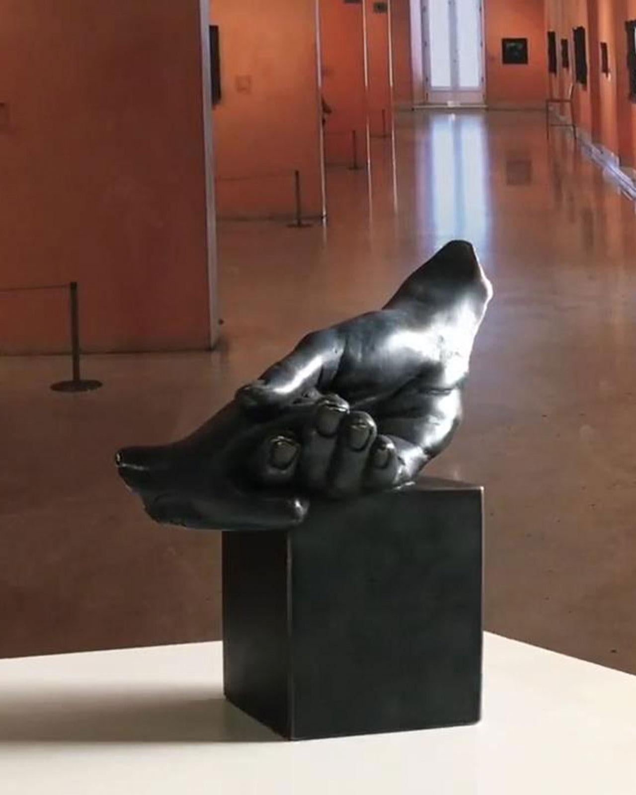 Motherly Circle - Miguel Guía Realist Bronze layer Sculpture 5