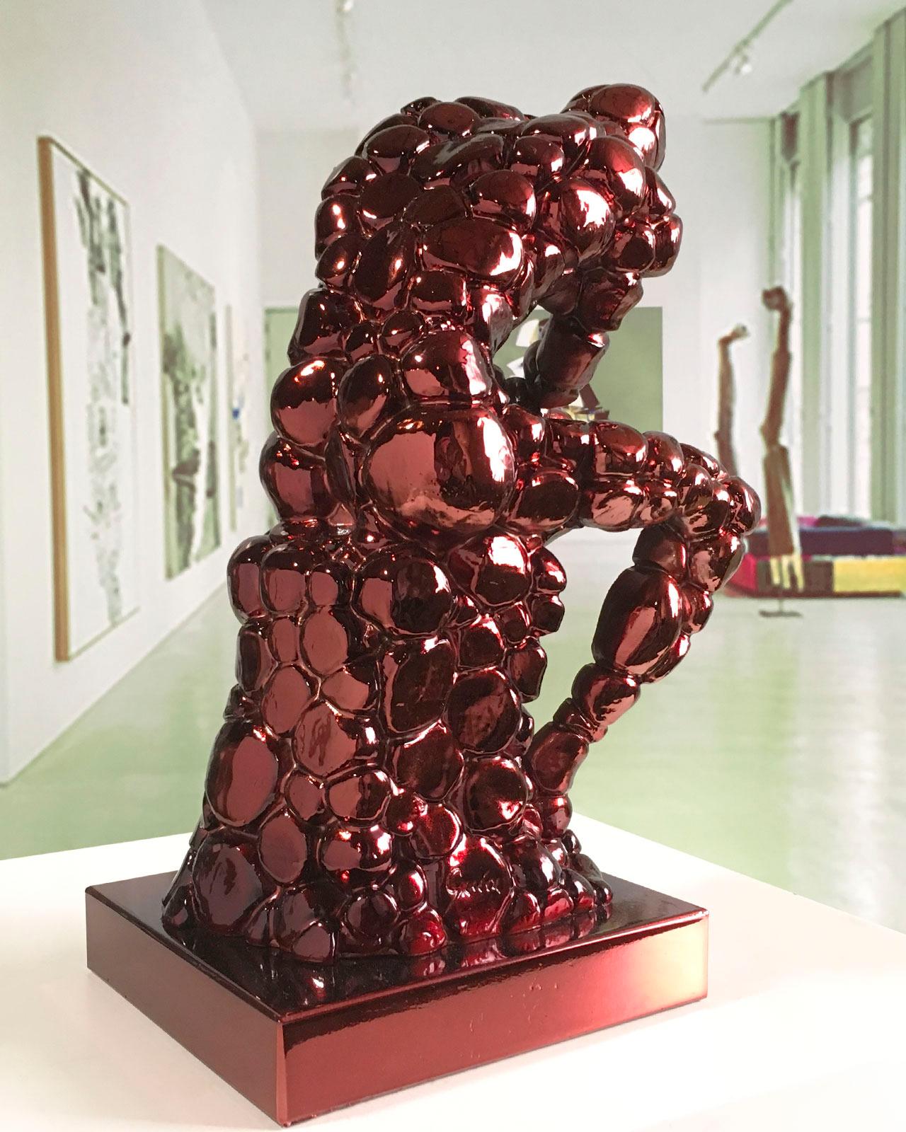 Thinker Rodin as an excuse - Miguel Guía, Pop Art, Nickel layer, Sculpture For Sale 3