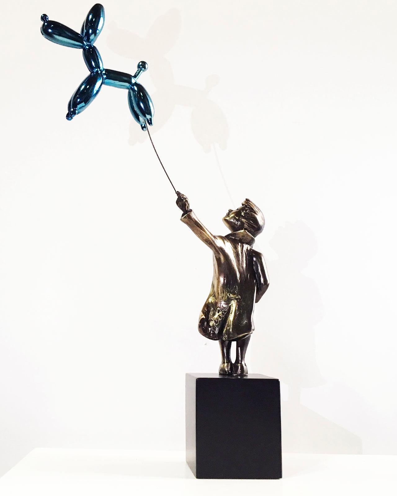 Child with balloon dog - Miguel Guía Street Art Cast bronze Sculpture 6