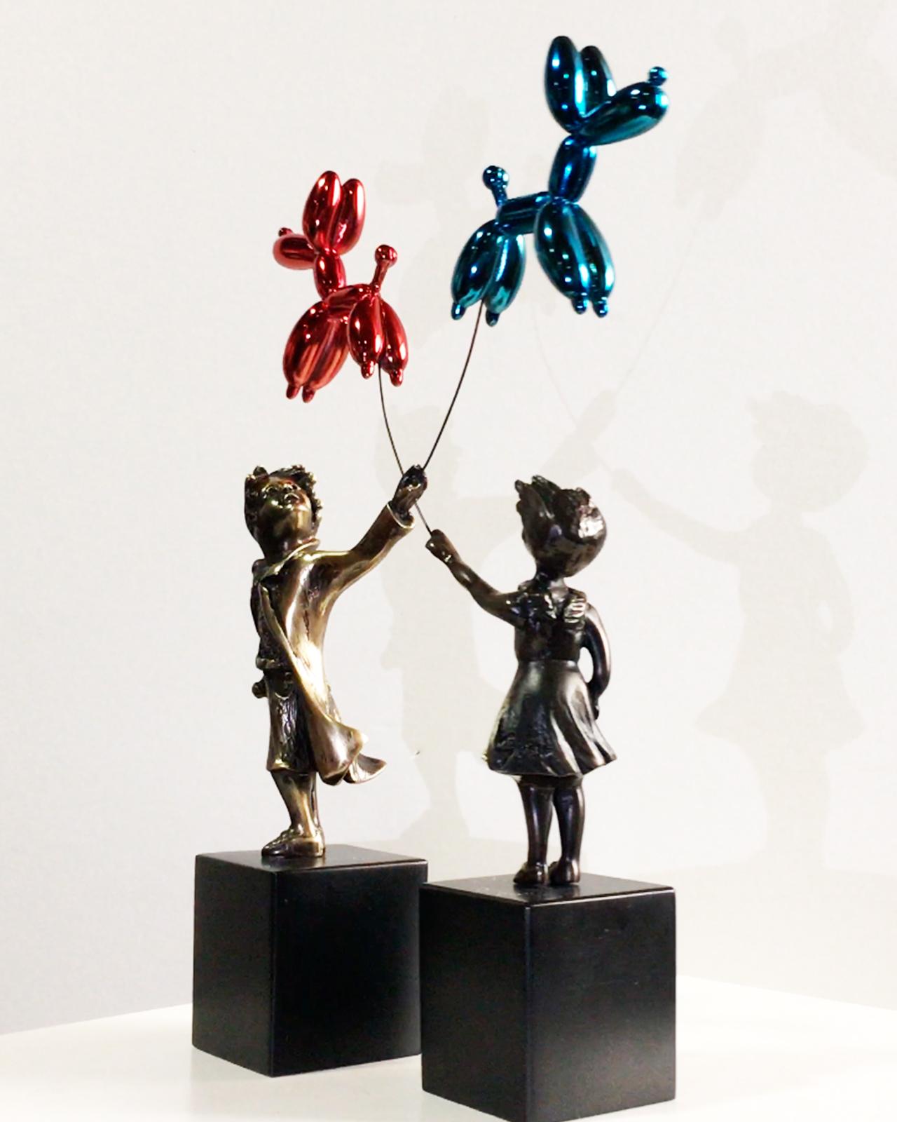 Girl with balloon dog - Miguel Guía Street Art Cast bronze Sculpture 9