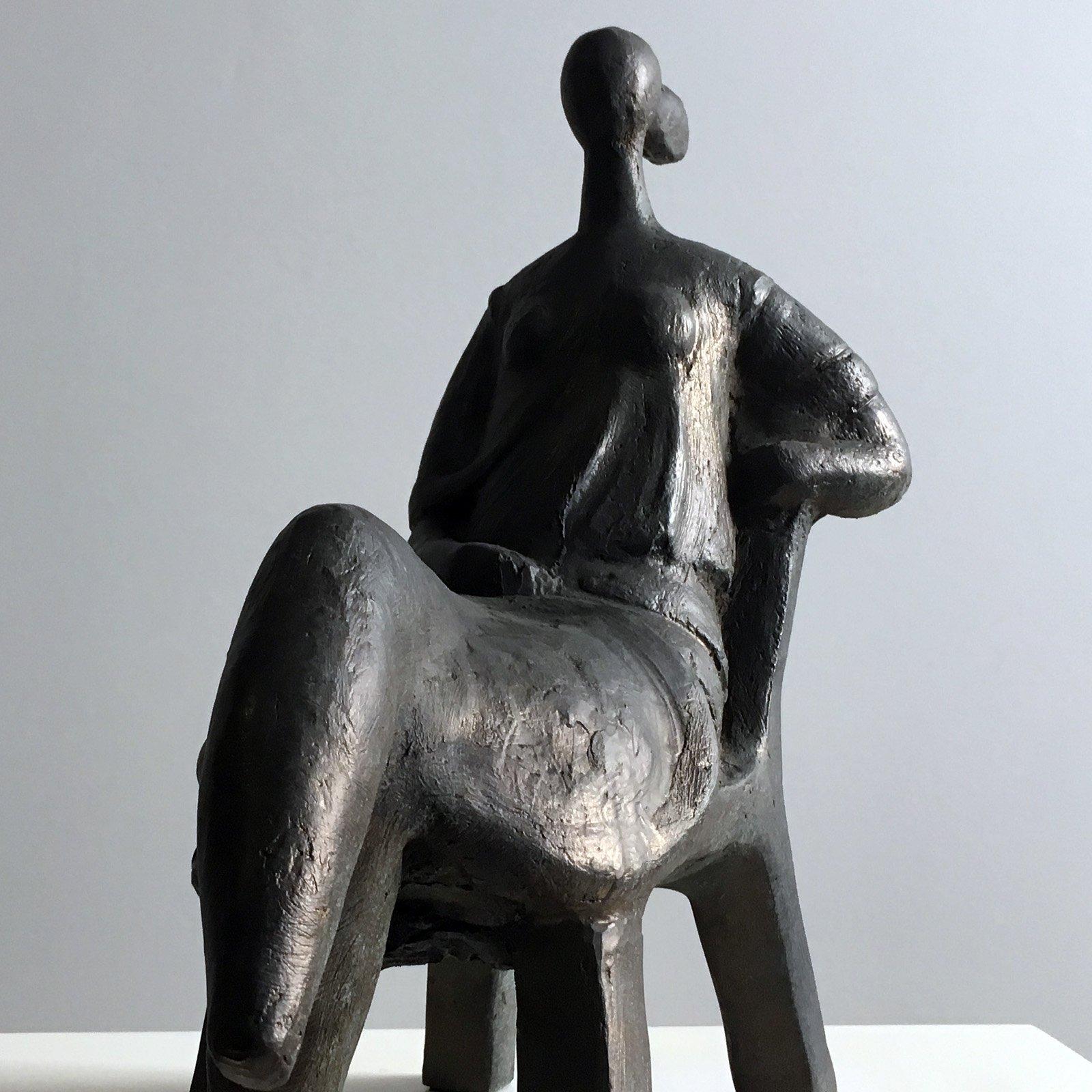 The Wait - Martín Duque Impressionist Bronze layer Sculpture For Sale 3