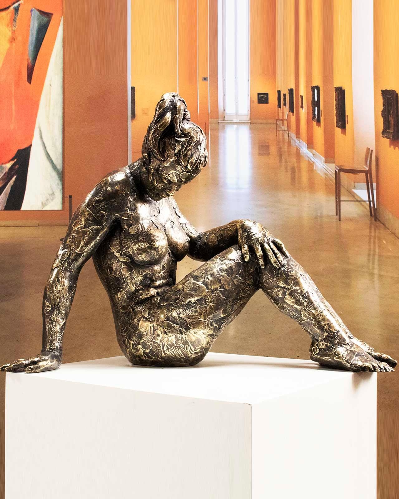 Big Act of Naked Woman Bronze -Martín Duque Impressionist Bronze layer Sculpture For Sale 5