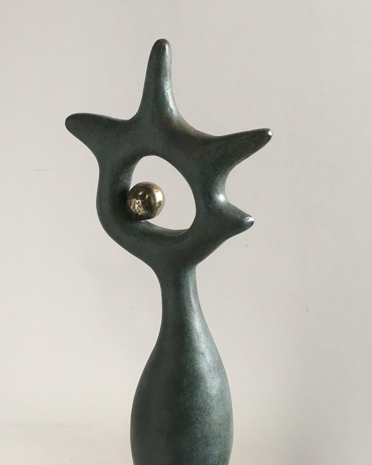 Bird and Star - Martín Duque Impressionist Bronze layer Sculpture For Sale 3