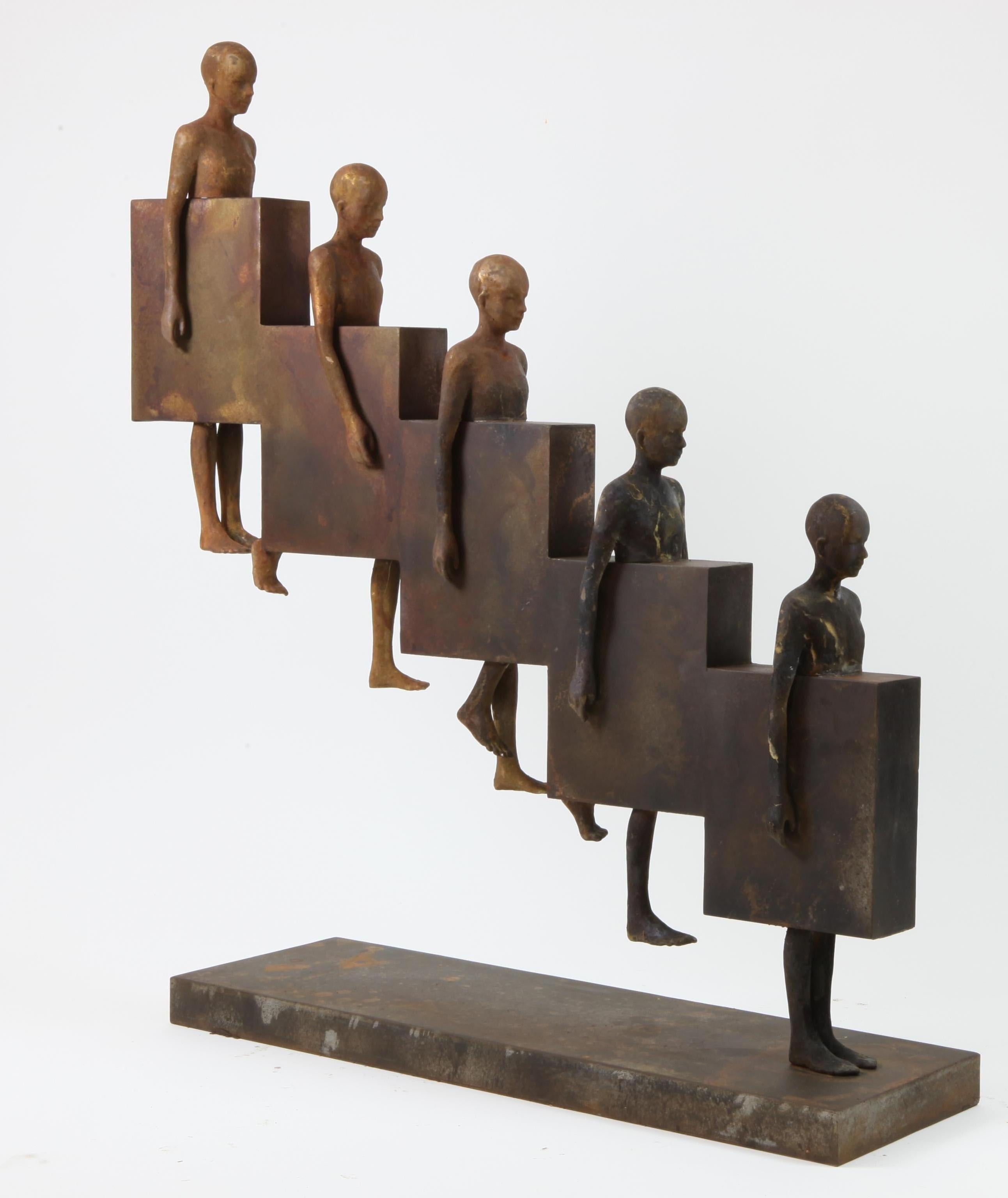 Jesús Curiá Perez  Figurative Sculpture - Downstair