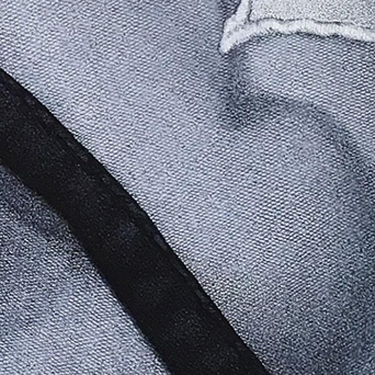 Agatha, Federzeichnung auf Leinwand, Schwarz-Weiß, Dessous, Realismus, signiert, gerahmt (Zeitgenössisch), Art, von Dara Vandor