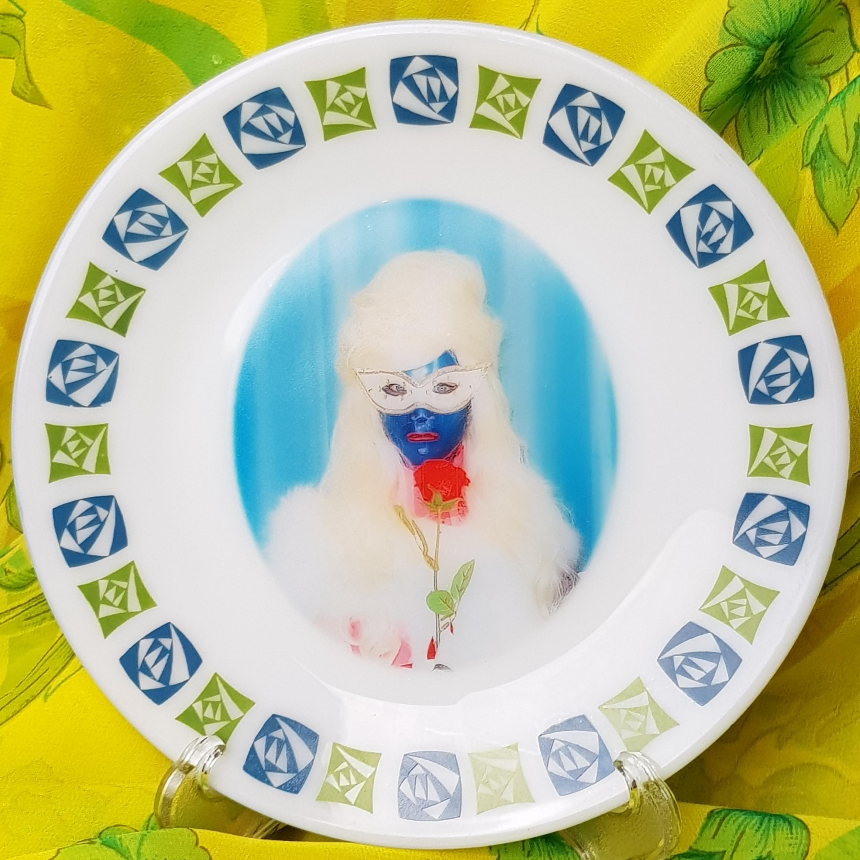 Miss Meatface Figurative Sculpture - Mae West No 3, Ceramic Plate, Vintage China, Photo Transfer, Signed