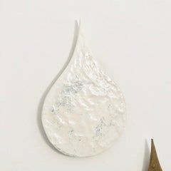 Träne/Tropfen (Tear/Drop) - Contemporary, 21st C., White, Shape