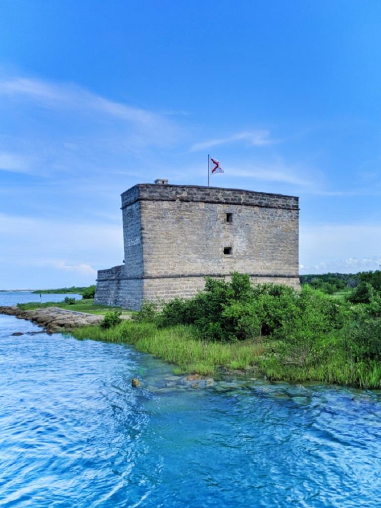 Sunset over Fort Matanzas, St. Augustine, FL /// Florida Landscape Hudson River 15