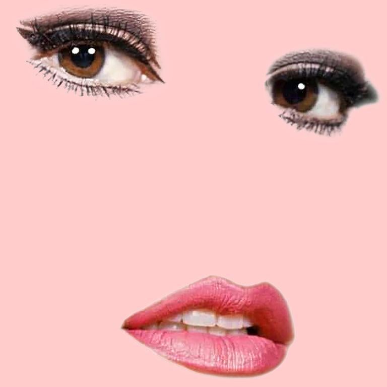 Raquel Welch Pop Art Mode-Porträtfotografie, Rosa (Pink), Portrait Photograph, von Sarah Hanhart