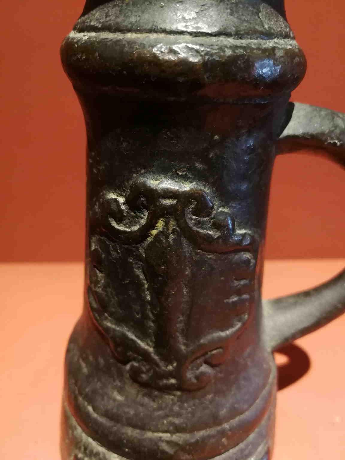 Tuscan Mannerist bronze Mortaretto d'allegrezza from the 17th century For Sale 5