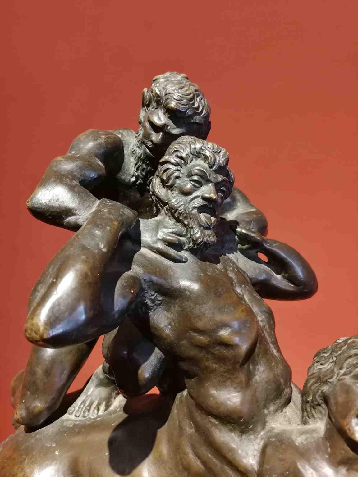 statue en bronze d'Augusto Rivalta représentant Hercule et le centaure Nessus (19e siècle) 3