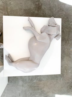 Object 'sleeping dog' by Servaas Roelandse, Neolith (marble with polyester)