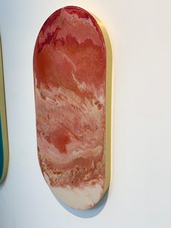 Object oval pil, epoxy by Corine van Voorbergen
