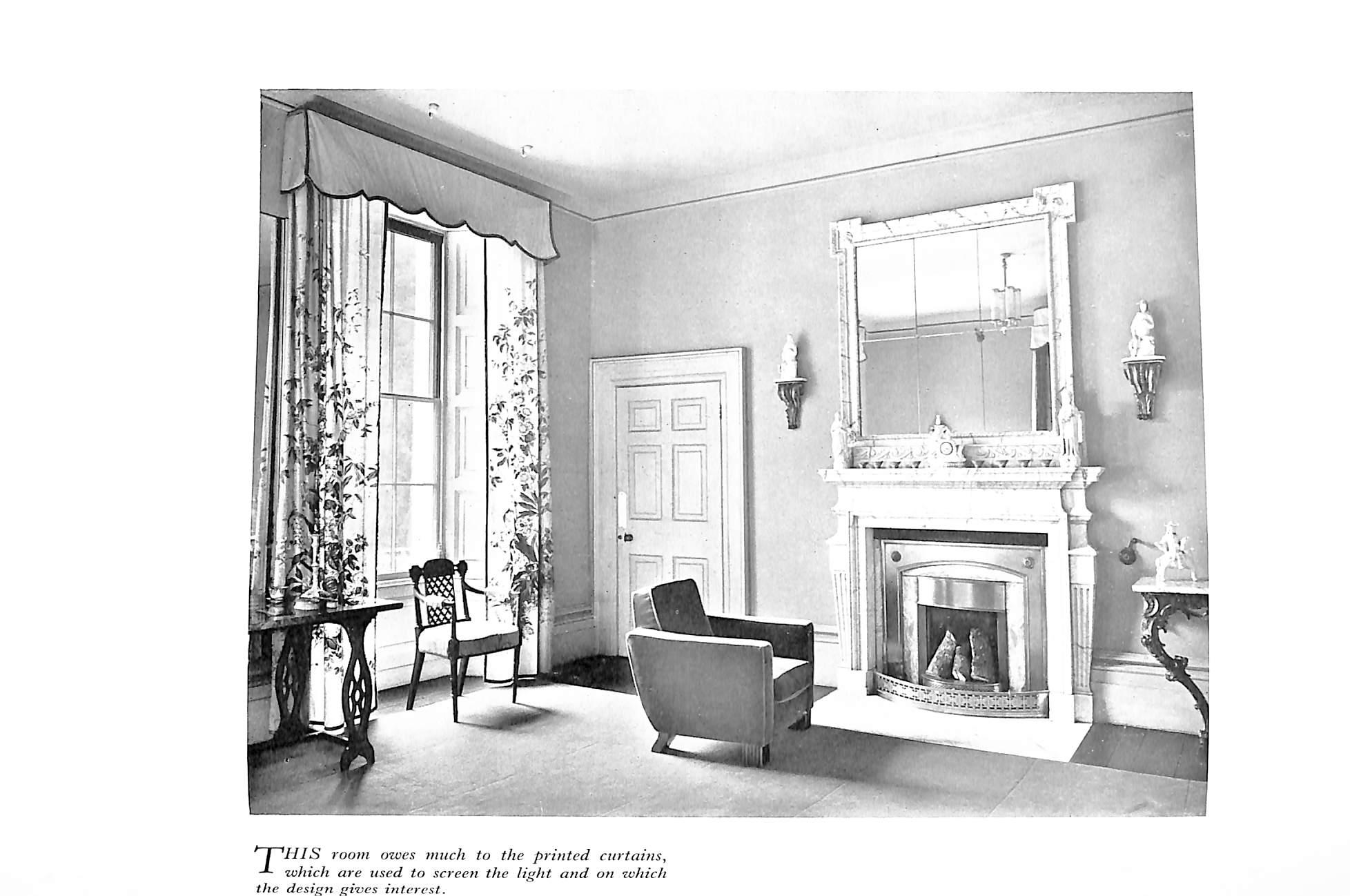 La couleur dans les pièces de tous les jours avec des remarques sur divers aspects de la décoration 1934 IONIDES en vente 3