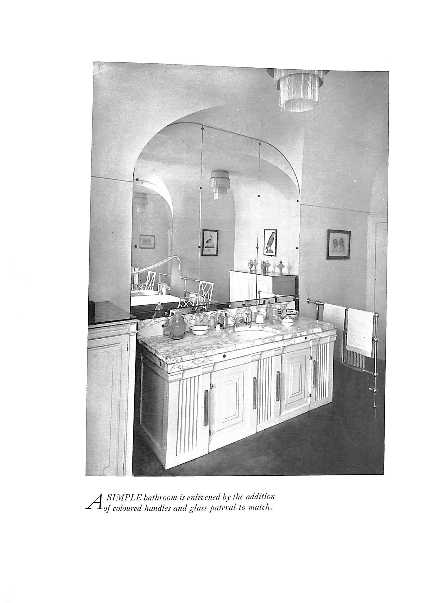 La couleur dans les pièces de tous les jours avec des remarques sur divers aspects de la décoration 1934 IONIDES en vente 9
