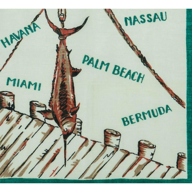 Foulard en lin Sailfish circa 1950's dans un cadre en bambou doré - Autres styles artistiques Art par Unknown