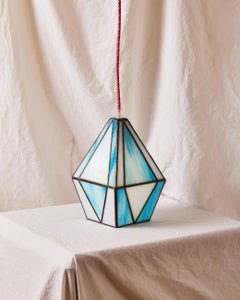 Blau-weißer Schachbrettmuster-Anhänger