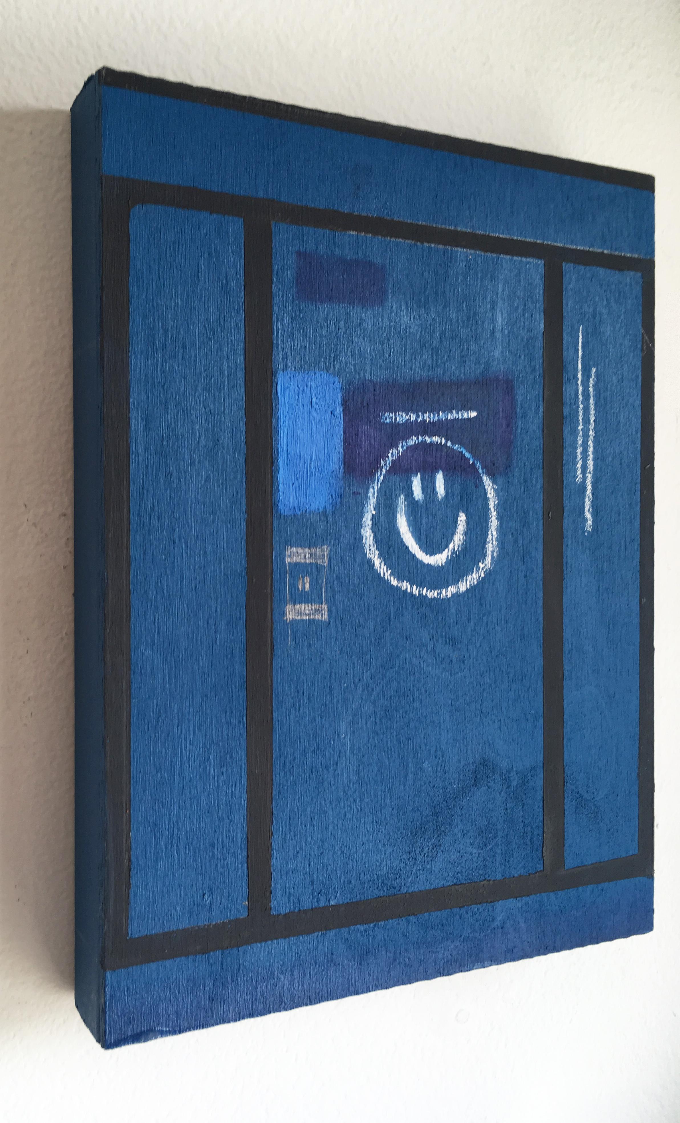 « Door #19 (Smile) », peinture à l'huile sur panneau, visage sourire, bleu vif, architecture - Contemporain Painting par Francesca Reyes