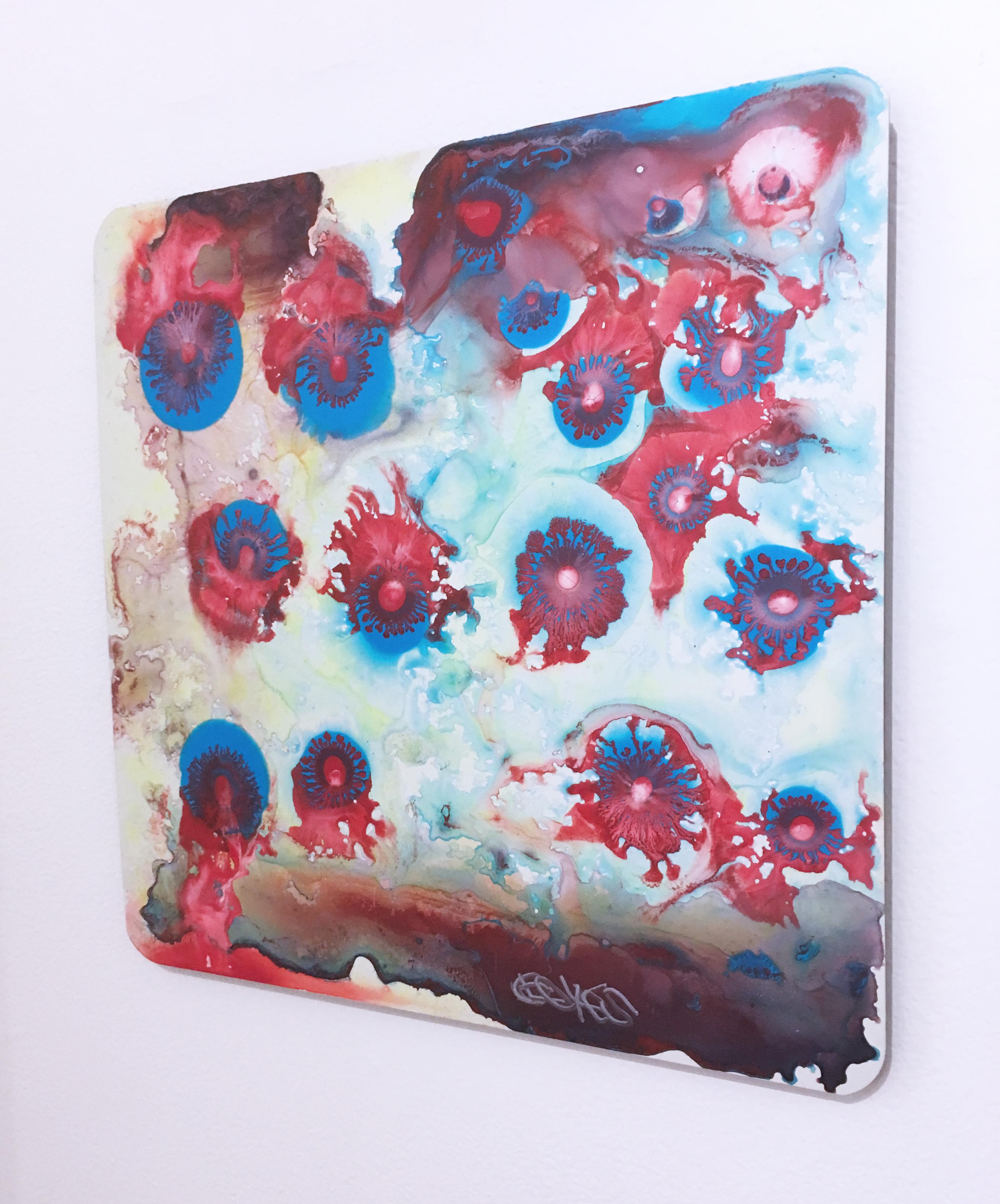 SOL 5 2018, abstraction figurative, florale, bleue, rouge, verte - Painting de Orlando Reyes