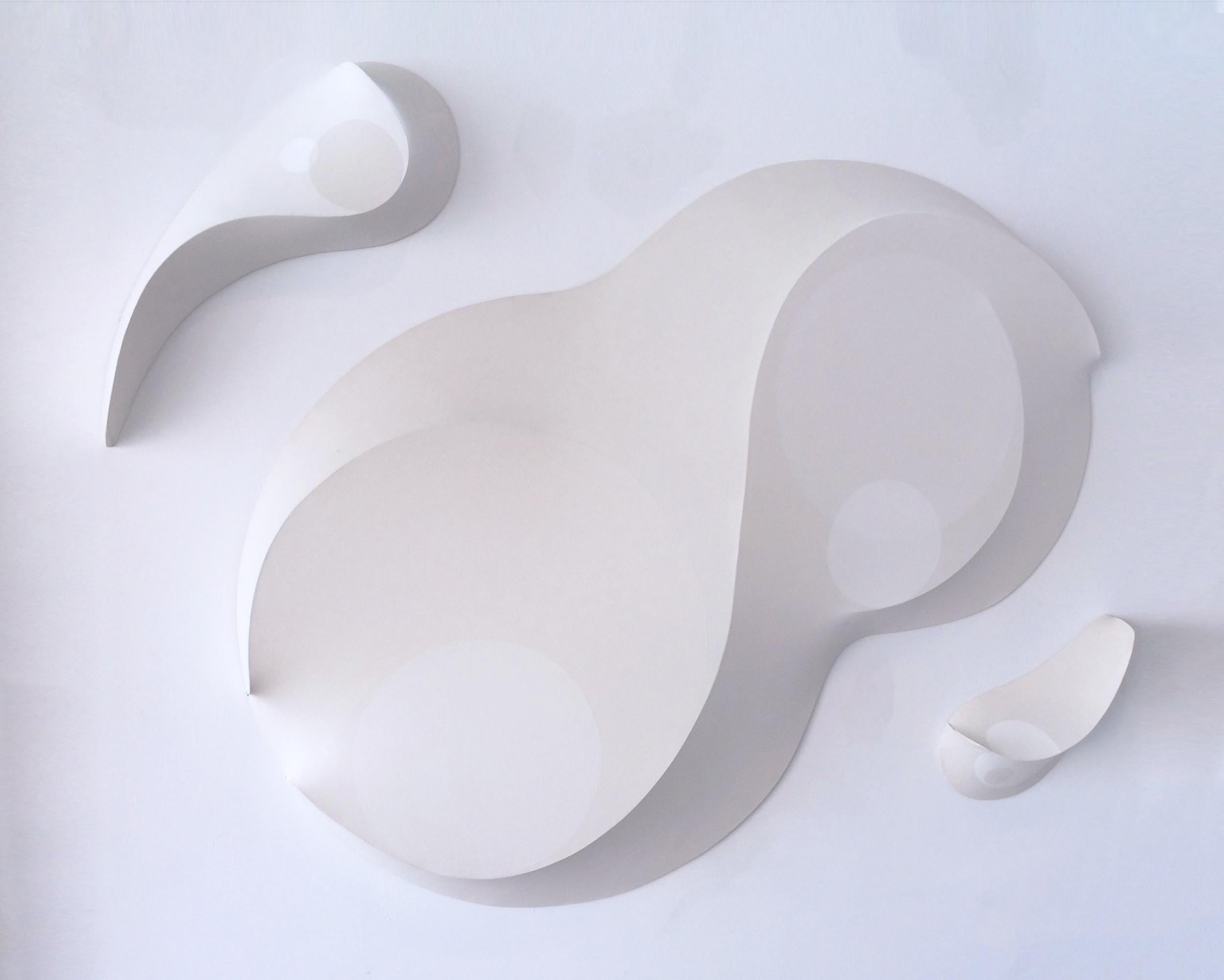 La beauté est un paysage d'éternité regardant soi-même dans le miroir, 2013, sculpture murale en acrylique - Marron Abstract Sculpture par George Goodridge