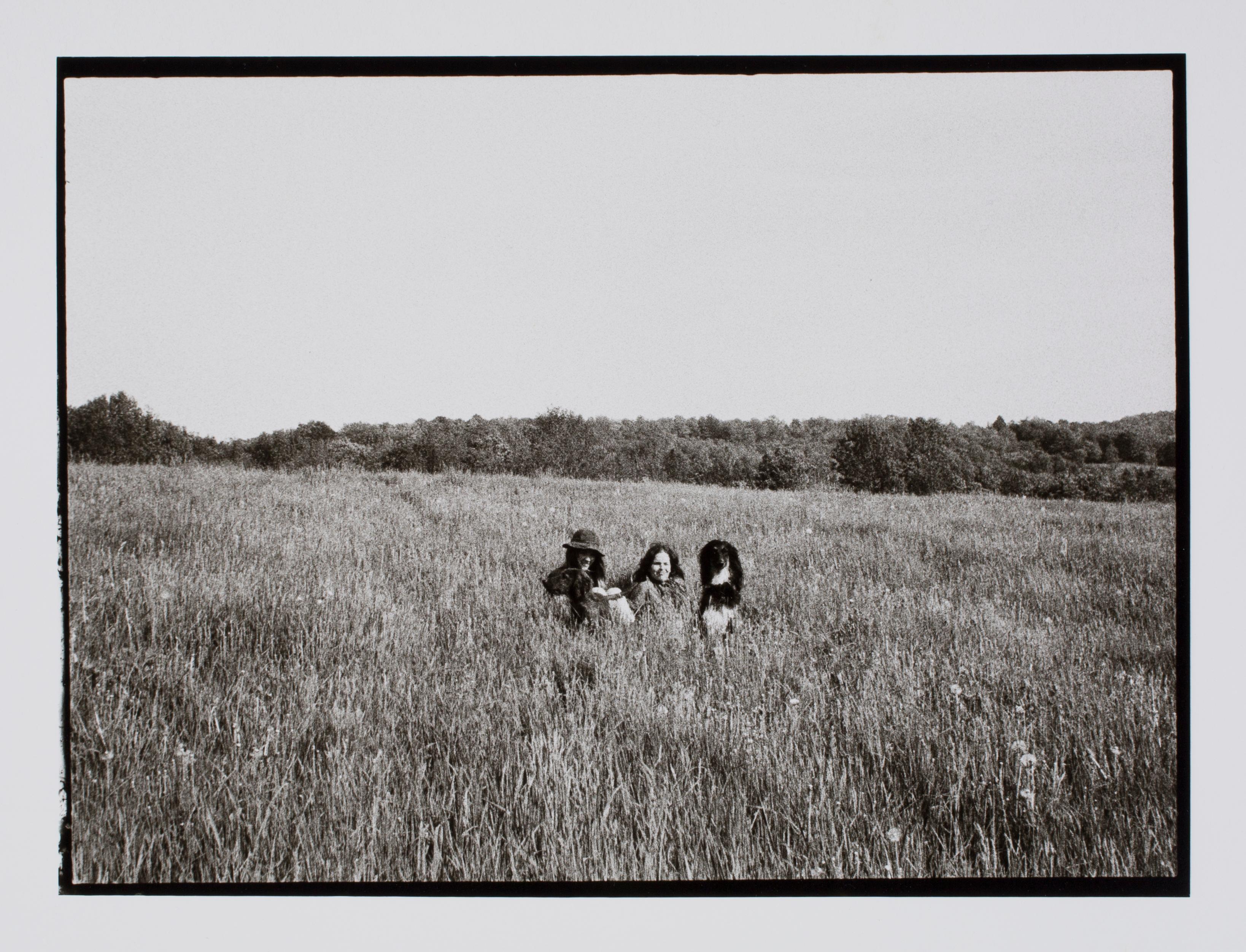 Hideoki Hagiwara Black and White Photograph - Hideoki, Black & White Photography, Two Women and a Dog, Montauk, 1970