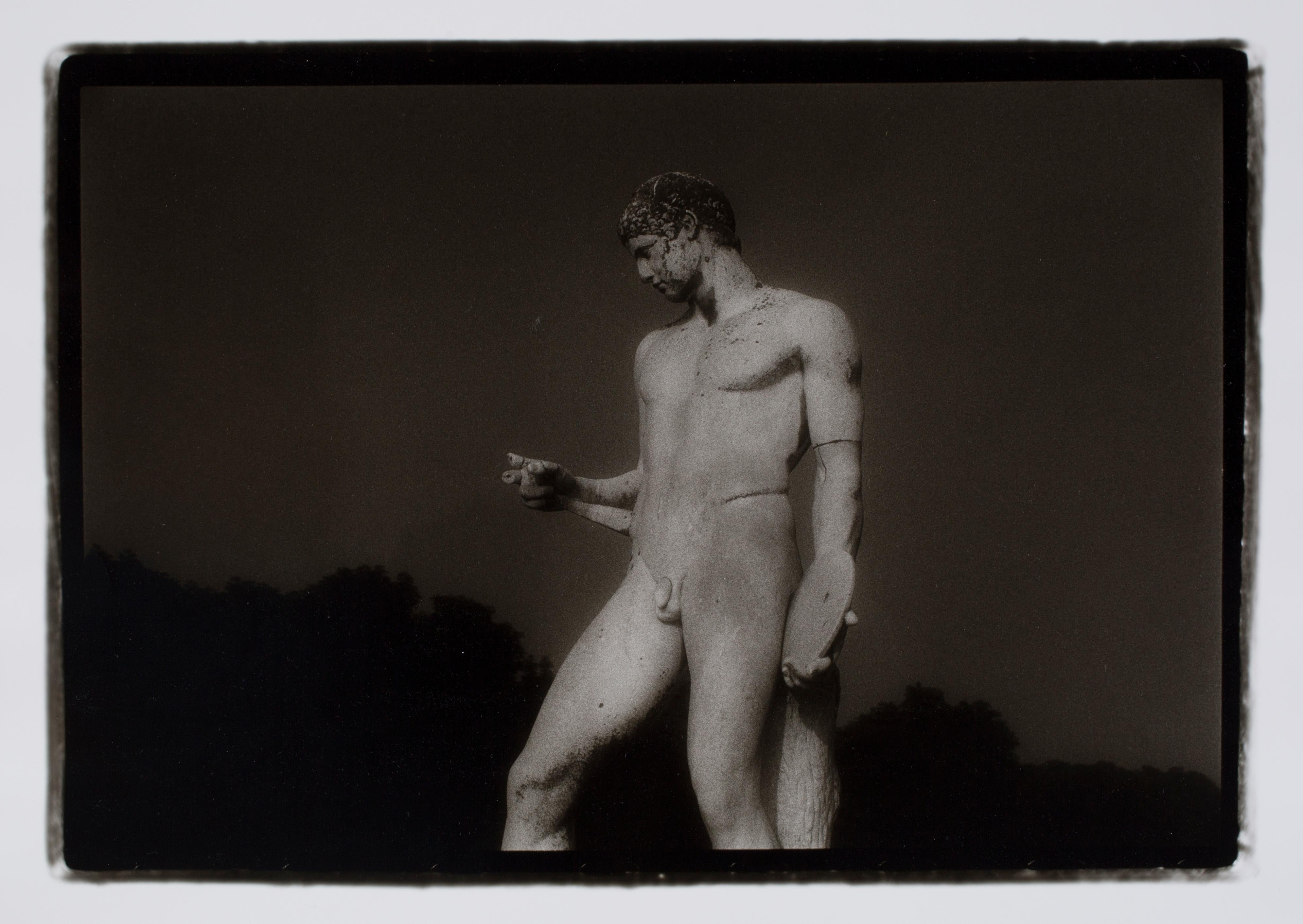 Hideoki Hagiwara Black and White Photograph - Hideoki, Black 
White Photography, Untitled, France 1994