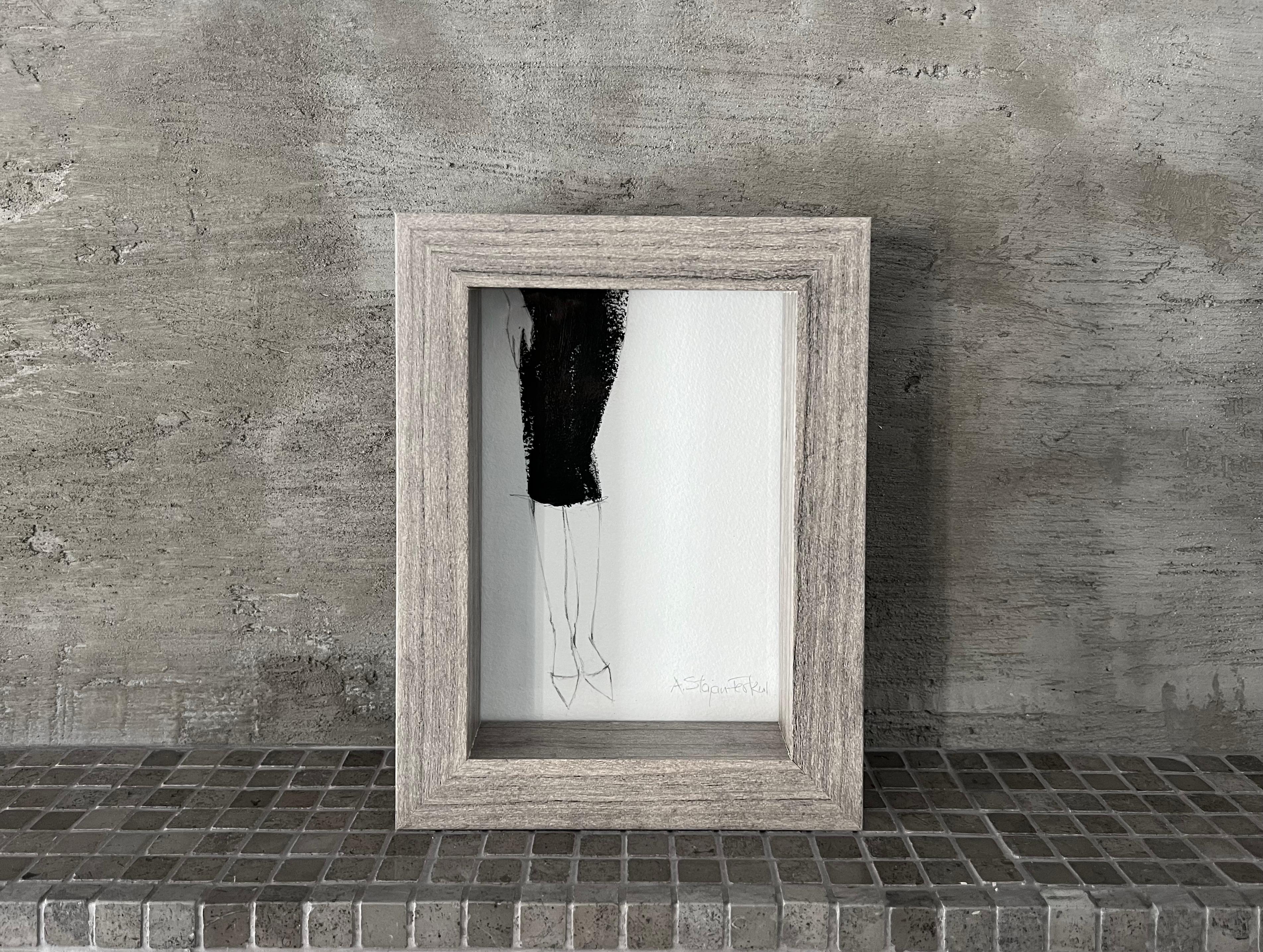 Falda Lápiz - 6.5 "x8.5", Obra de Arte Original en Papel, Blanco y Negro, Moda