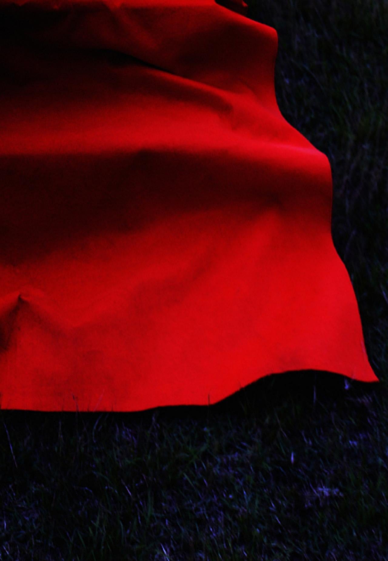 Steps rouges Lieko Shiga, rouge, noir, contemporain, abstrait, photographie, marches 1