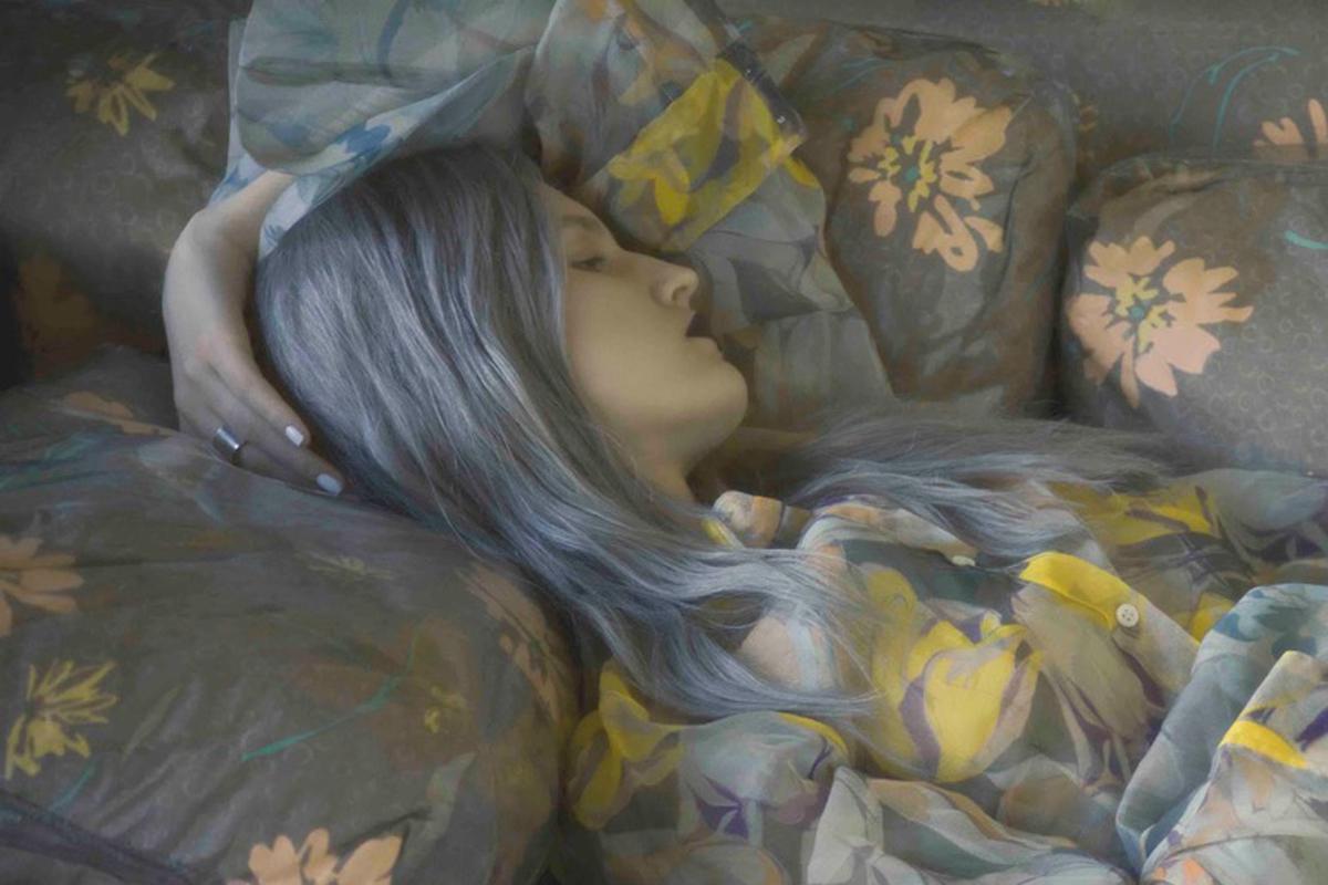 Dries van Noten, Viejo Futuro - Erik Madigan Heck, Moda, Arte, Fotografía en venta 3