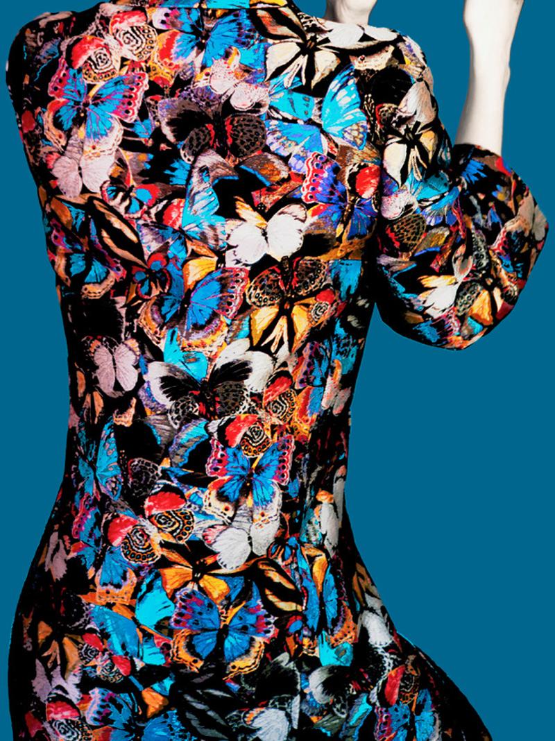 Senza volto (Valentino) - Erik Madigan Heck, Astratto, Farfalla, Moda in vendita 2