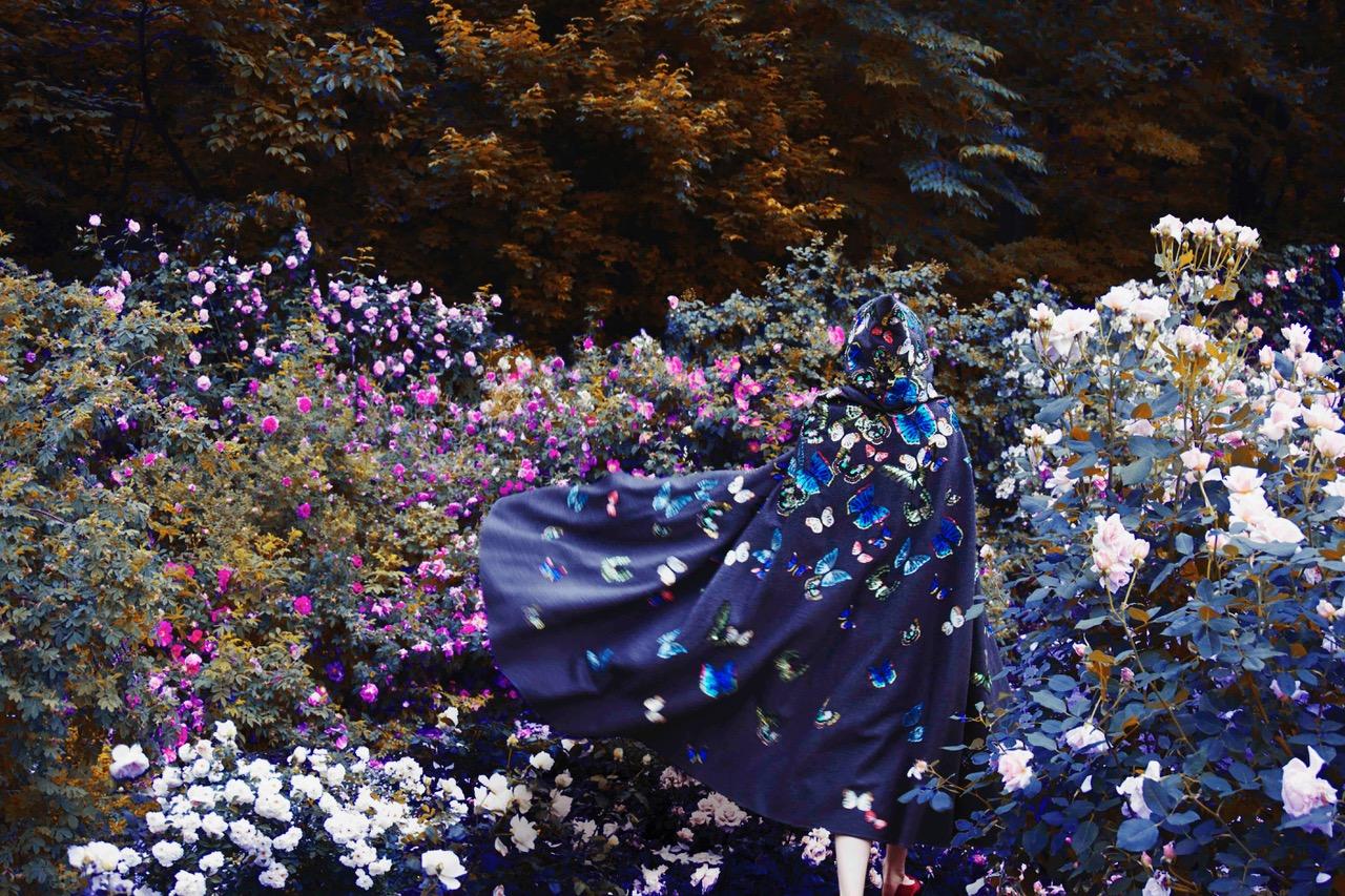 Erik MADIGAN HECK (*1983, United States)
Valentino, Old Future, 2015
Chromogenic print
Sheet 101.6 x 152.4 cm (40 x 60 in.)
Frame 104.1 x 154.9 x 5.1 cm (41 x 61 x 2 in.)
Edition of 9, plus 2 AP; Ed. no. 6/9
framed

Originally from Excelsior,